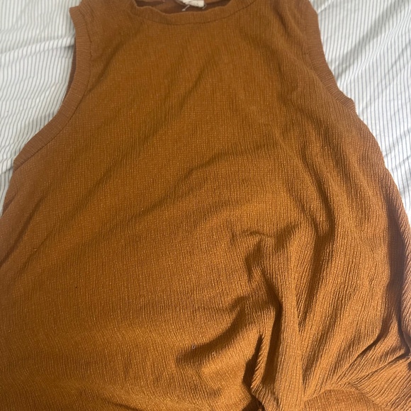 Shirt - Picture 2 of 3